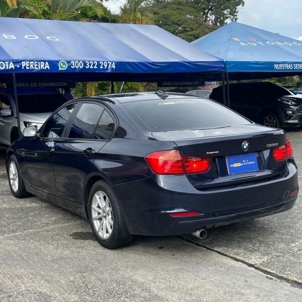 BMW 320I <br>2013<br>58.430.000 - Imagen 4