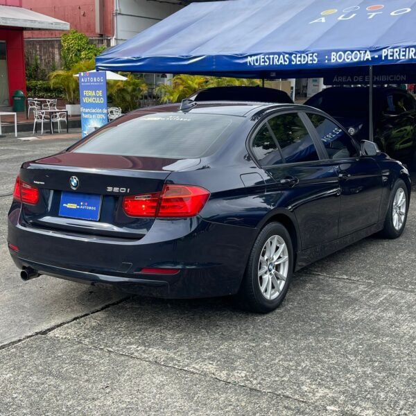 BMW 320I <br>2013<br>58.430.000 - Imagen 6