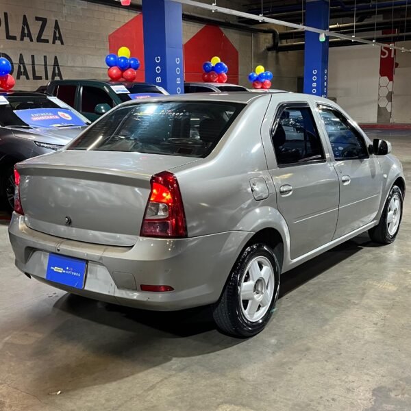 Renault Logan<br> 2011<br>19.990.000 - Imagen 5