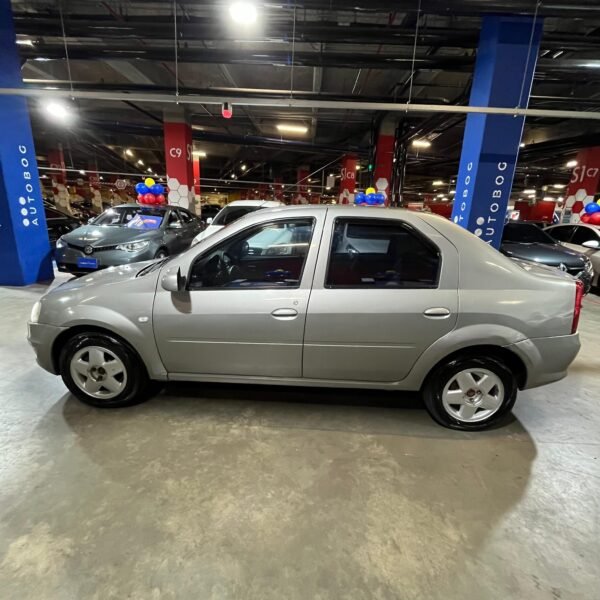Renault Logan<br> 2011<br>19.990.000 - Imagen 8