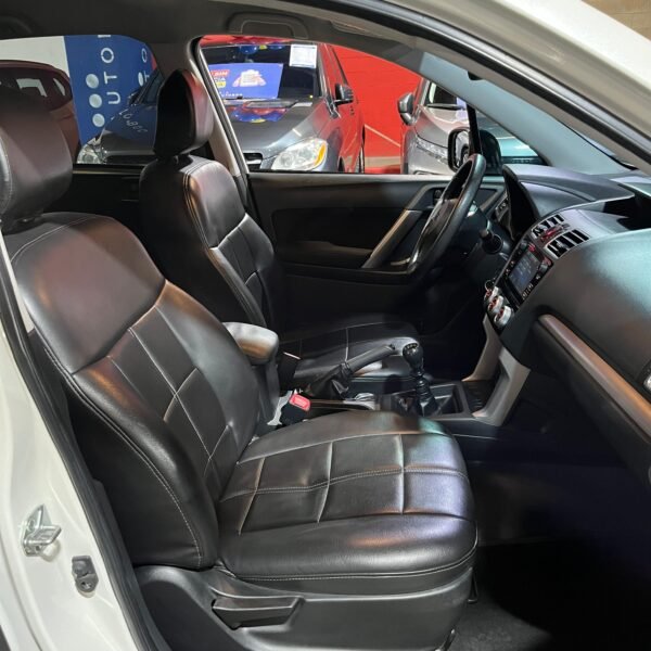 Subaru Forester<br>2015<br>74.930.000 - Imagen 15