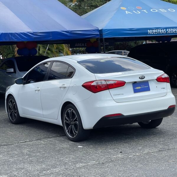 Kia Cerato Pro L<br>2014<br>41.890.000 - Imagen 4