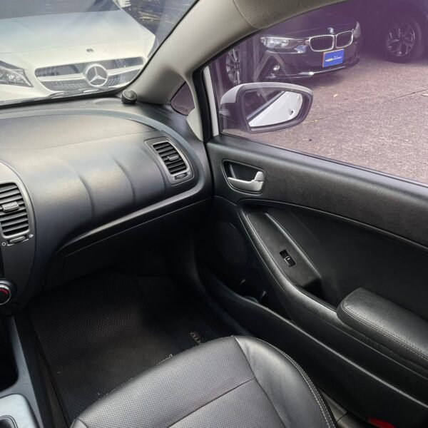 Kia Cerato Pro L<br>2014<br>41.890.000 - Imagen 14
