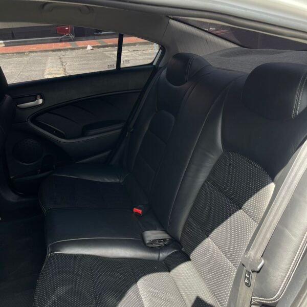 Kia Cerato Pro L<br>2014<br>41.890.000 - Imagen 10