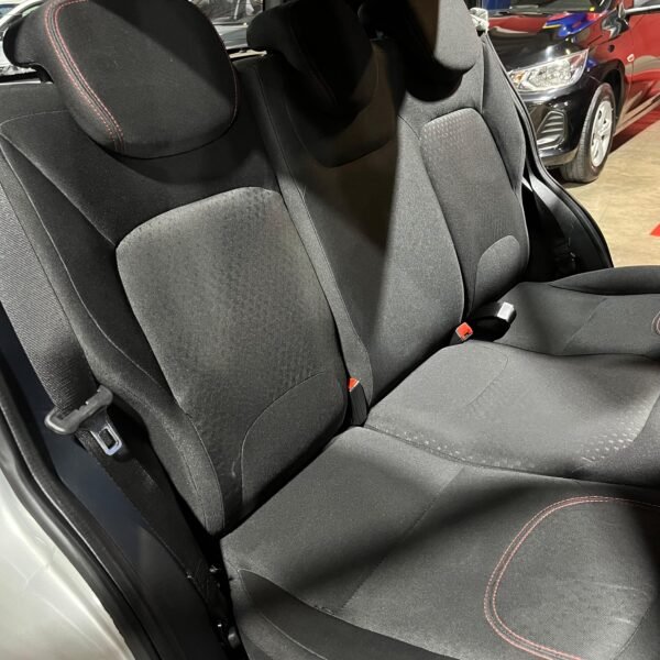 Fiat uno<br>2019<br>37.830.000 - Imagen 16