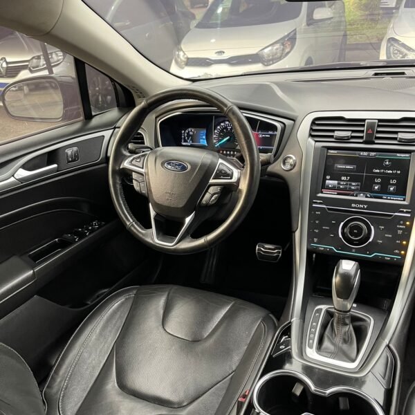 Ford Fusion <br>2014<br>49.990.000 - Imagen 9