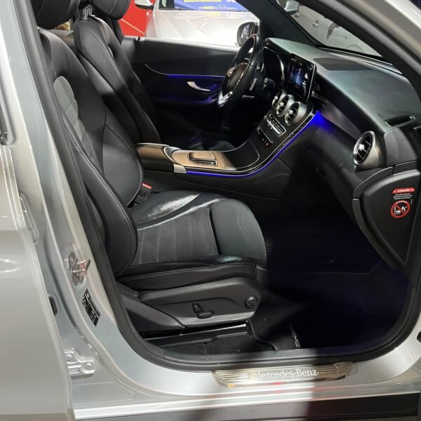 Mercedes Benz GLC300<br>2020<br>177.630.000 - Imagen 9