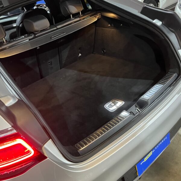 Mercedes Benz GLC300<br>2020<br>177.630.000 - Imagen 24