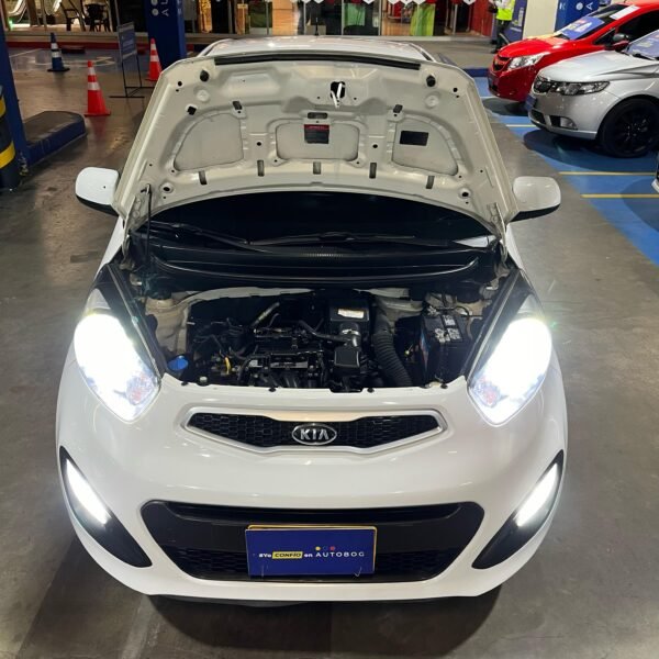 Kia Picanto LX <br>2012<br>28.990.000 - Imagen 17