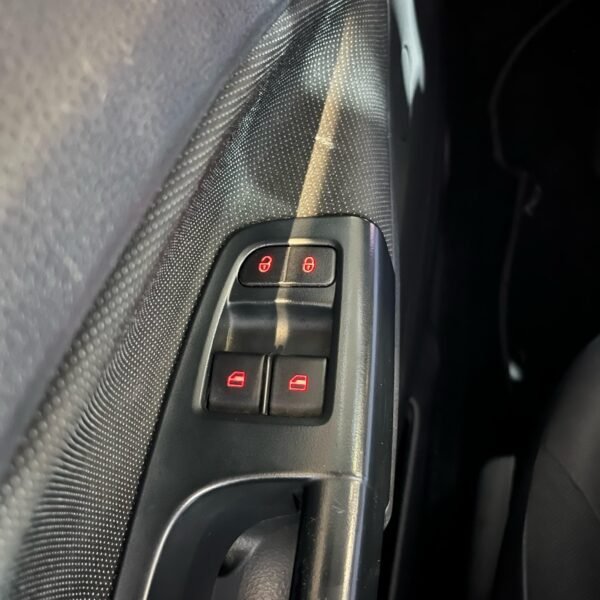 Volkswagen Voyage Trendline <br>2019<br>41.990.000 - Imagen 9