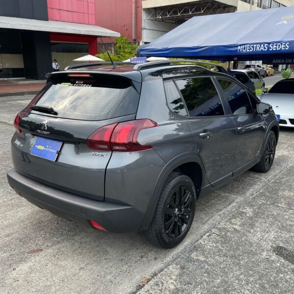 Peugeot 2008<br>2023<br>76.890.000 - Imagen 4