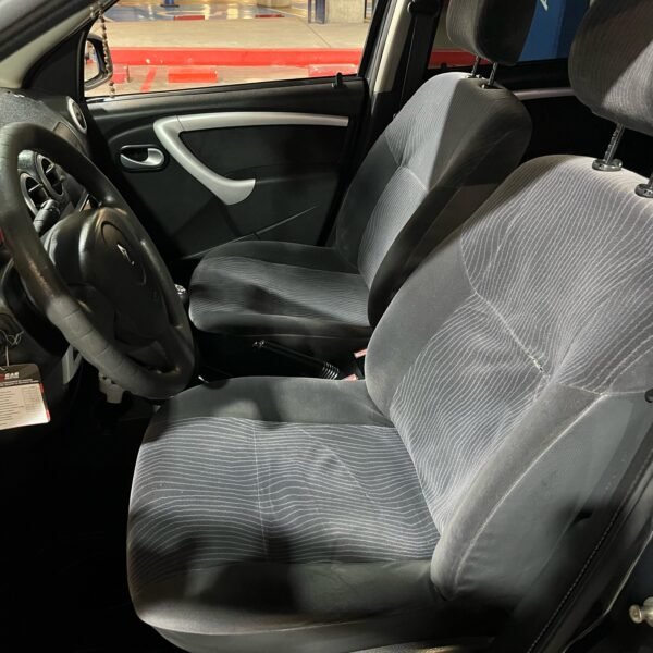 Renault Sandero <br>2010 <br> 24.890.000 - Imagen 9