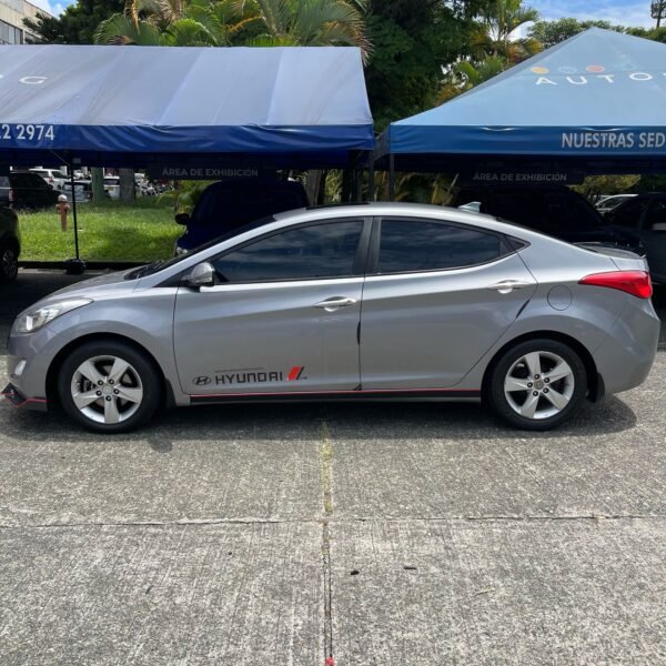 Hyundai Elantra GLS<br>2013<br>46.890.000 - Imagen 9