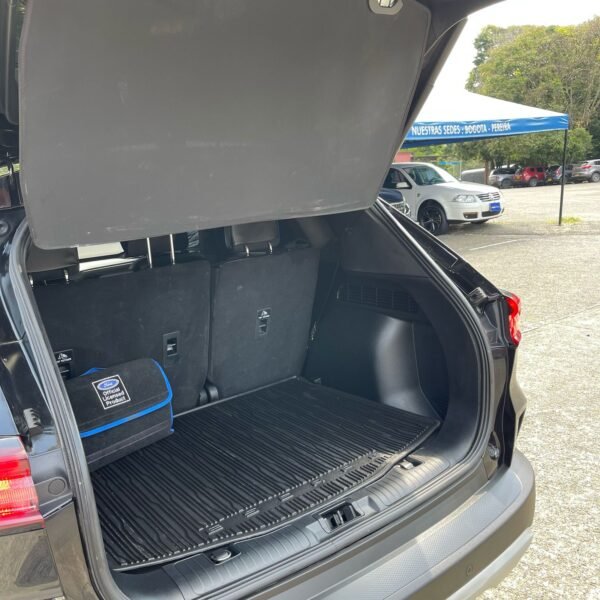 Ford Escape Platinum Hibrida<br>2023<br>161.890.000 - Imagen 22