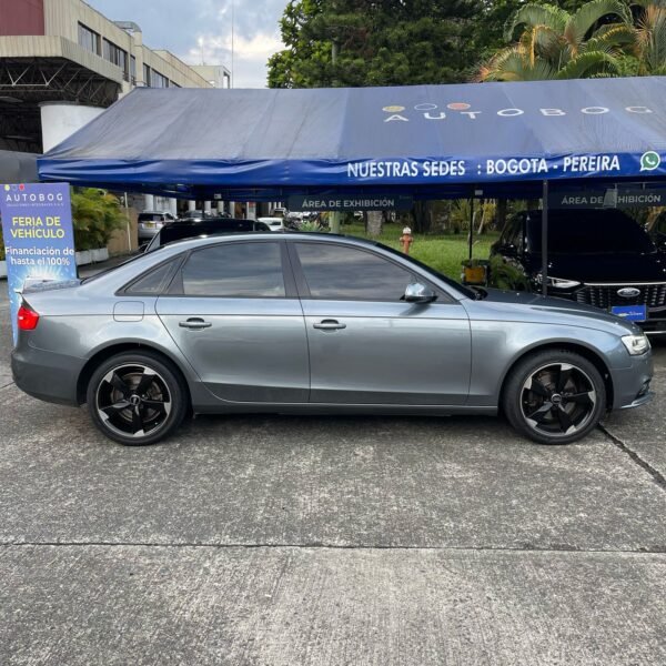 Audi A4<br>2013<br>54.830.000 - Imagen 5