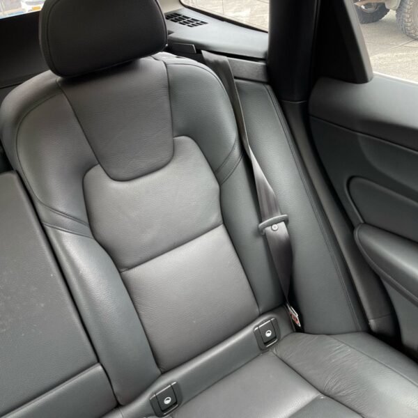 Volvo CX60<br>2022<br>199.990.000 - Imagen 15