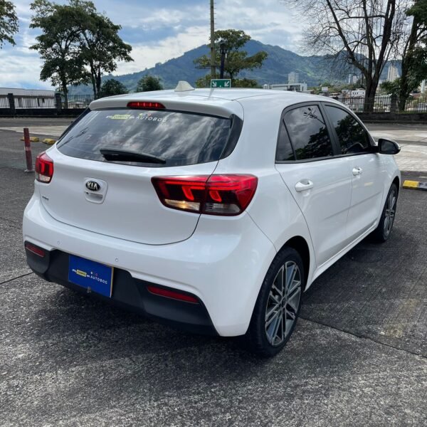 Kia Rio Zenith<br>2018<br>57.890.000 - Imagen 5