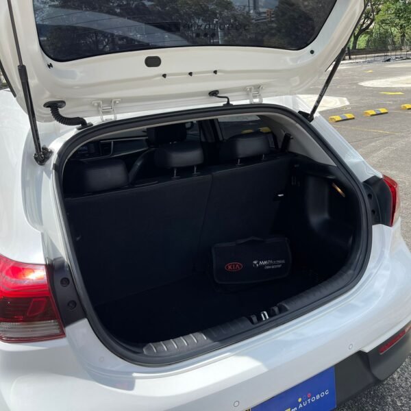Kia Rio Zenith<br>2018<br>57.890.000 - Imagen 26