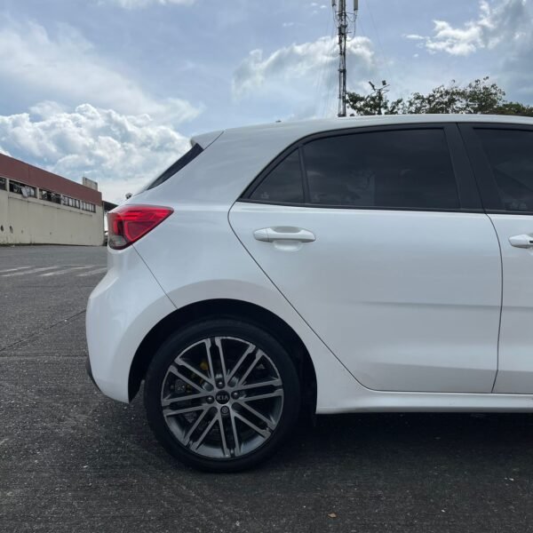 Kia Rio Zenith<br>2018<br>57.890.000 - Imagen 9