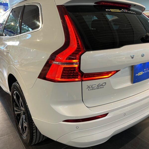 Volvo CX60<br>2022<br>189.630.000 - Imagen 18