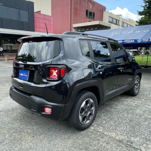 Jeep Renegade<br>2022<br>68.990.000 - Imagen 4