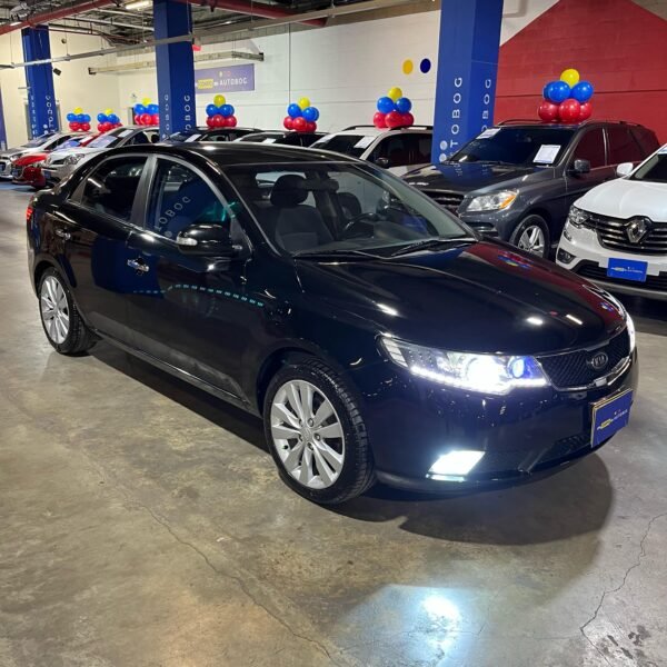 Kia Cerato Forte <br>2011<br>37.860.000 - Imagen 2
