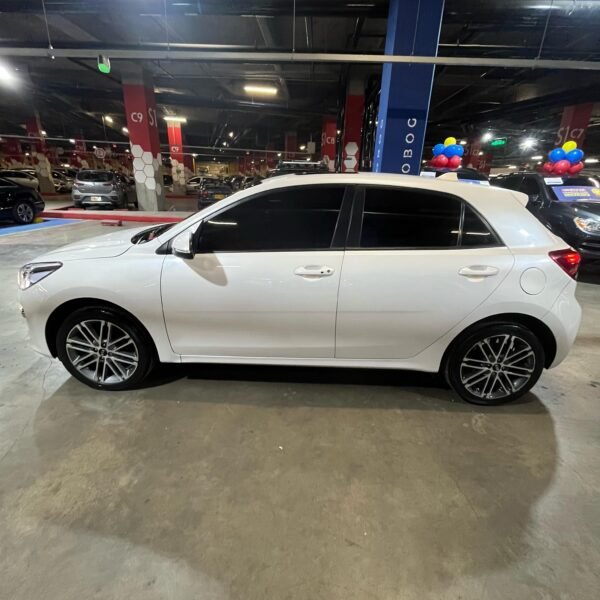 Kia Rio Zenith<br>2018<br>61.890.000 - Imagen 8