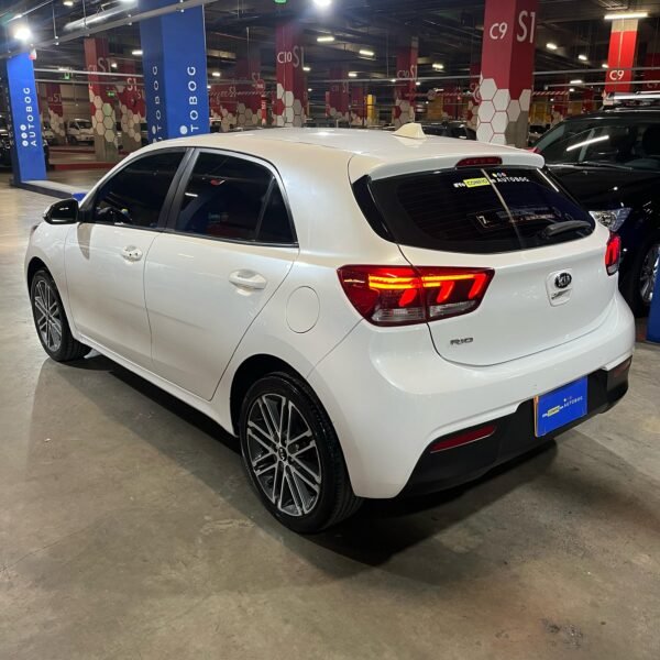 Kia Rio Zenith<br>2018<br>61.890.000 - Imagen 7