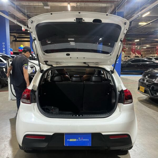 Kia Rio Zenith<br>2018<br>61.890.000 - Imagen 24