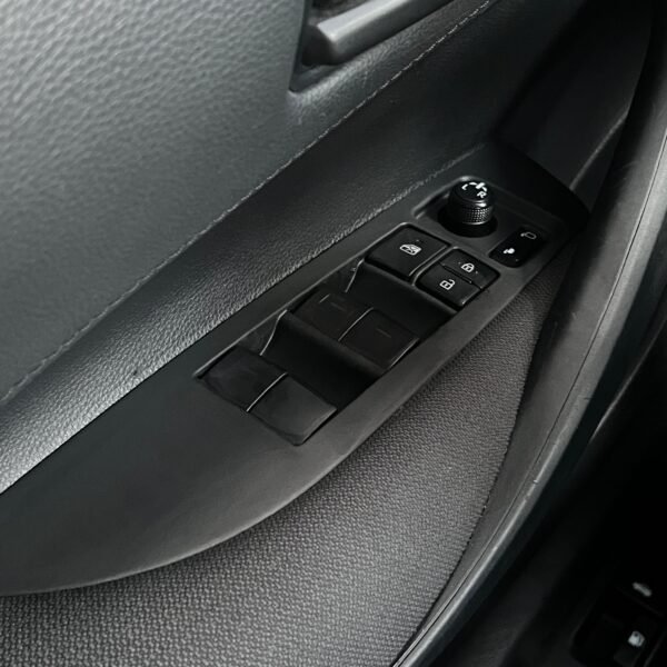 Toyota Corolla Hibrido<br>2023<br>94.890.000 - Imagen 14