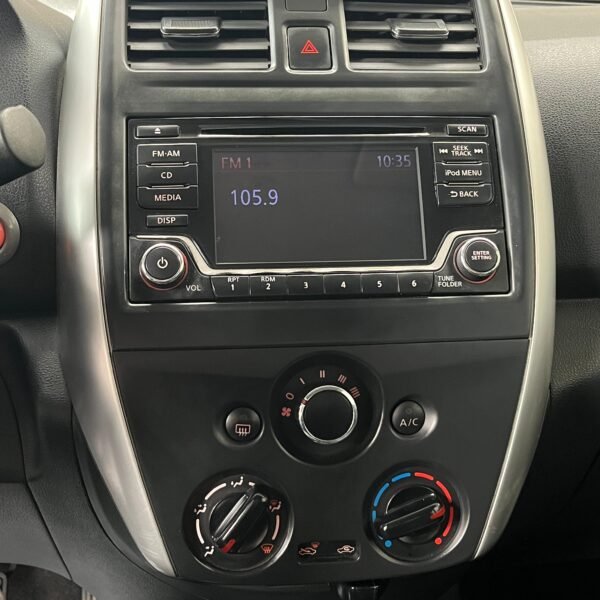 Nissan Versa Advance<br>2015<br>39.740.000 - Imagen 11