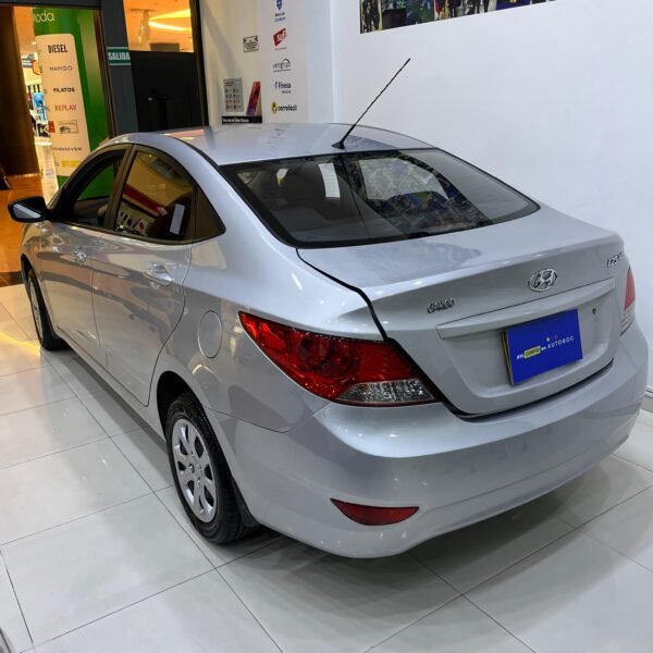 Hyundai Accent<br>2015<br>43.890.000 - Imagen 5
