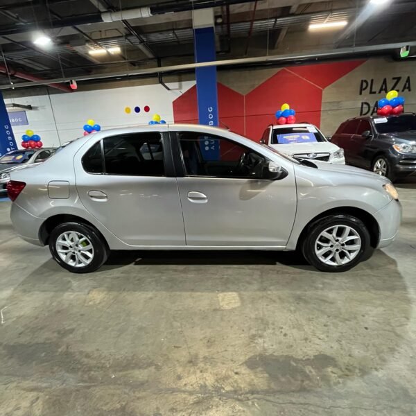 Renault Logan<br>2018<br>42.890.000 - Imagen 5