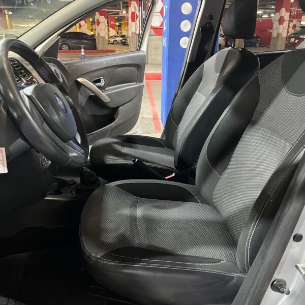 Renault Logan<br>2018<br>42.890.000 - Imagen 14