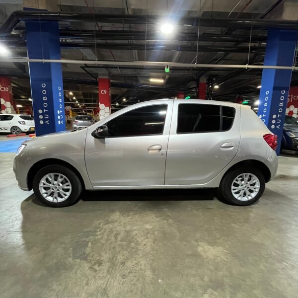 Renault Sandero<br>2021<br>46.890.000 - Imagen 10
