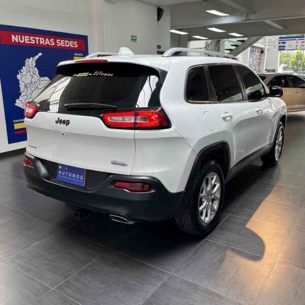 Jeep Cherokee<br>2015<br>56.960.000 - Imagen 5