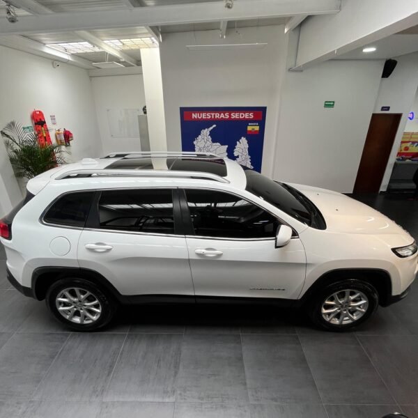 Jeep Cherokee<br>2015<br>56.960.000 - Imagen 4
