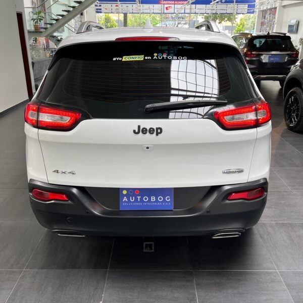 Jeep Cherokee<br>2015<br>56.960.000 - Imagen 6