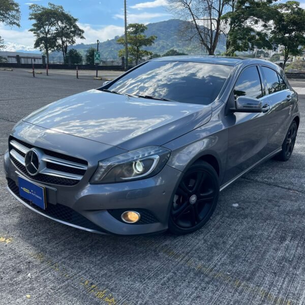 Mercedes Benz A200<br>2014<br>56.890.000