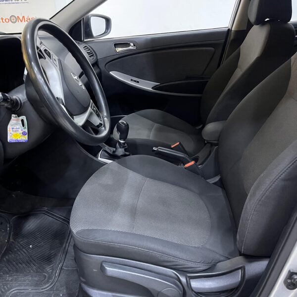 Hyundai Accent<br>2015<br>43.890.000 - Imagen 12