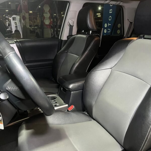 Toyota 4Runner<br>2018<br>163.890.000 - Imagen 15