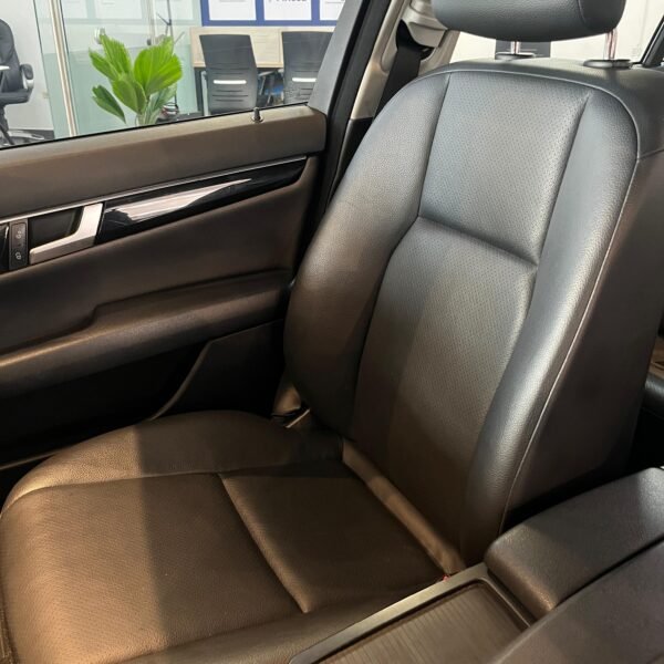 Mercedes Benz C180<br>2012<br>54.830.000 - Imagen 15
