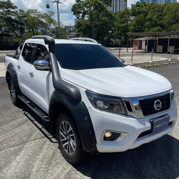 Nissan Np300 Frontier<br>2021<br>145.890.000 - Imagen 3