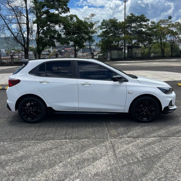 Chevrolet Onix<br>2021<br>55.890.000 - Imagen 4