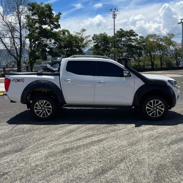 Nissan Np300 Frontier<br>2021<br>145.890.000 - Imagen 4