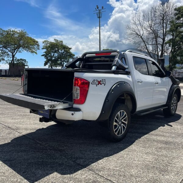 Nissan Np300 Frontier<br>2021<br>145.890.000 - Imagen 5