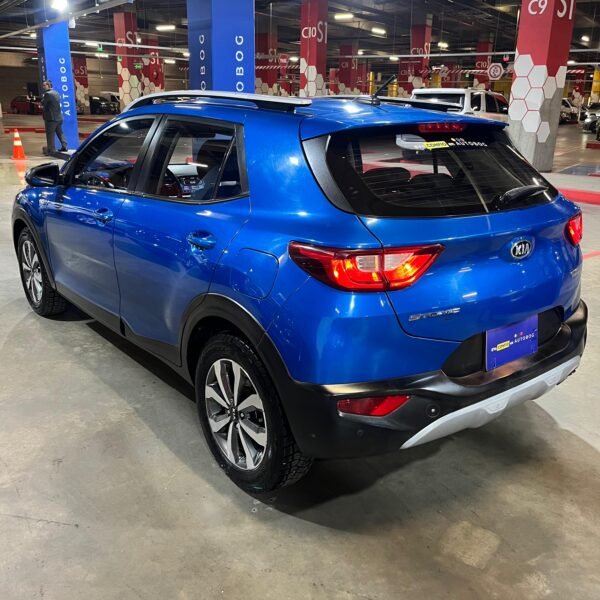 Kia Stonic<br>2022<br>74.730.000 - Imagen 7