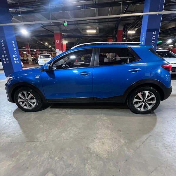 Kia Stonic<br>2022<br>74.730.000 - Imagen 8