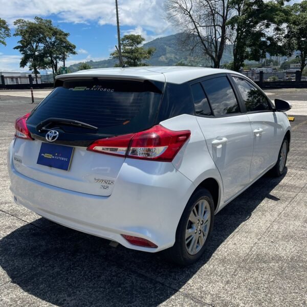Toyota Yaris<br>2022<br>69.990.000 - Imagen 5