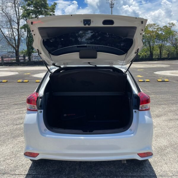 Toyota Yaris<br>2022<br>69.990.000 - Imagen 21